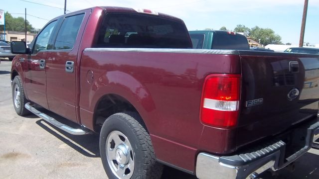 2004 Ford F150 SL Short Bed 2WD