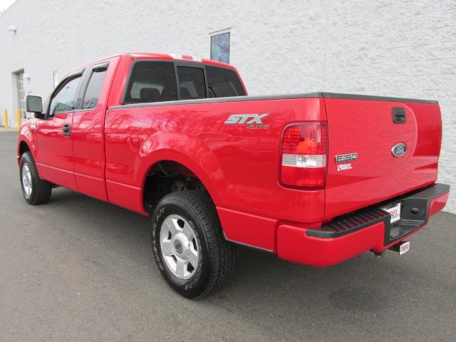 2004 Ford F150 REG CAB 119.
