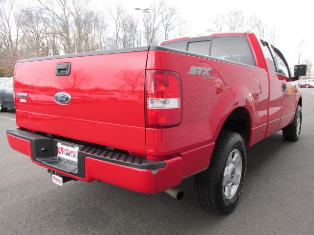 2004 Ford F150 REG CAB 119.