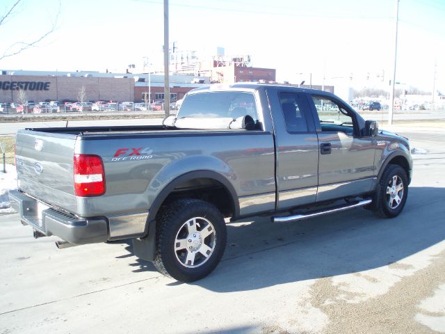2004 Ford F150 XLT Supercrew Short Bed 2WD