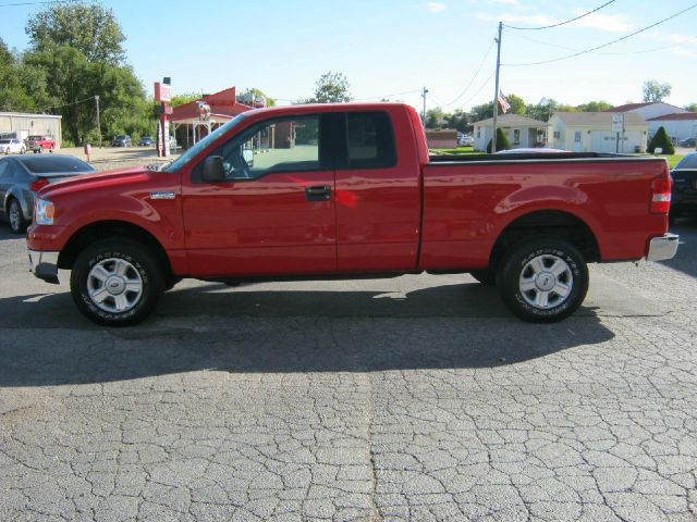 2004 Ford F150 XL 2WD Reg Cab