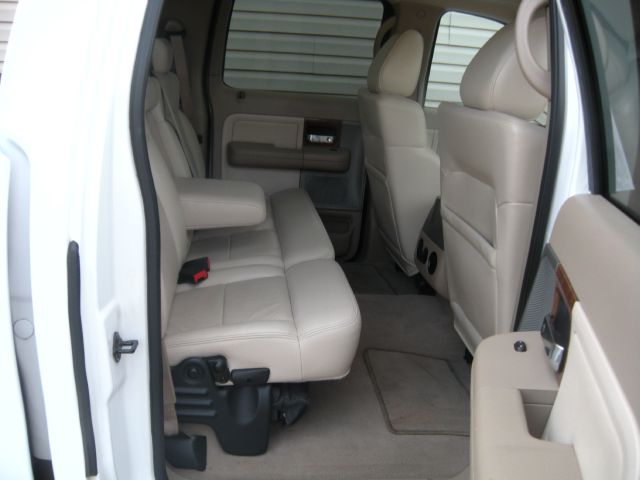 2004 Ford F150 Club Cab 131 WB