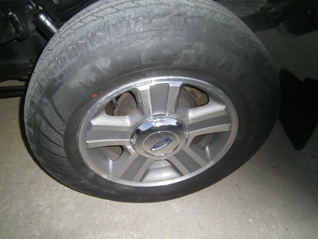 2004 Ford F150 Club Cab 131 WB