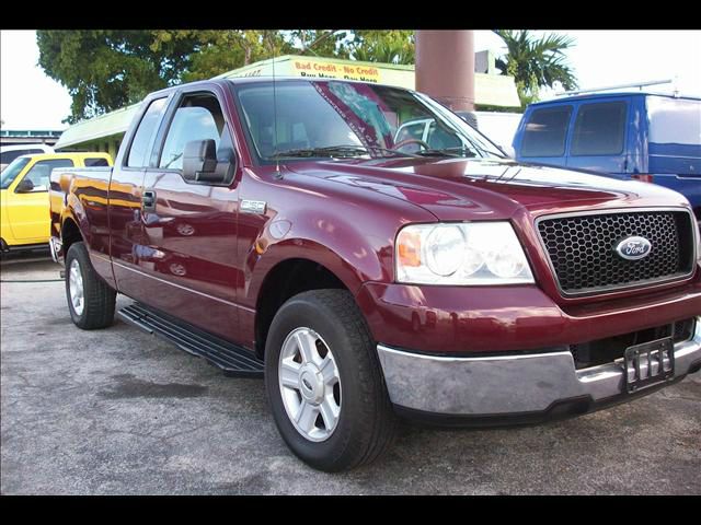 2004 Ford F150 XLT Supercrew Short Bed 2WD