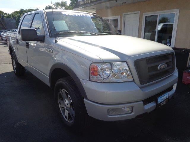 2004 Ford F150 EXT CAB 4WD 143.5wb
