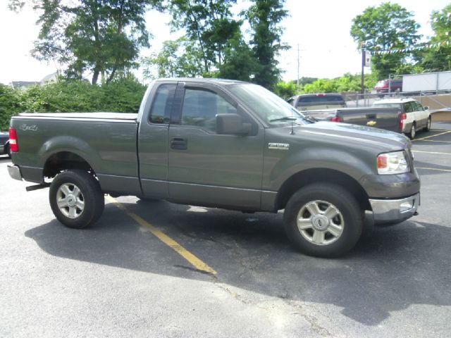 2004 Ford F150 SL 4x4 Regular Cab