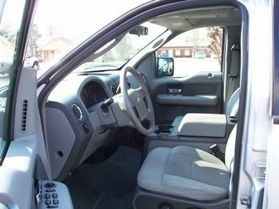 2004 Ford F150 SL Short Bed 2WD