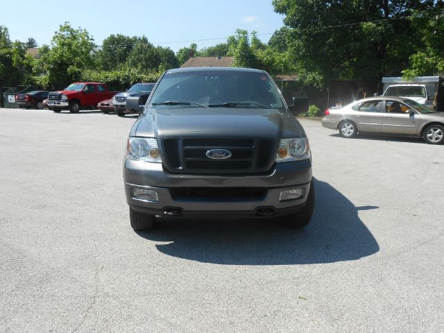 2004 Ford F150 XL 2WD Reg Cab