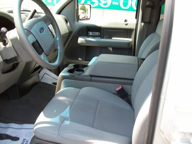 2004 Ford F150 2500 SL