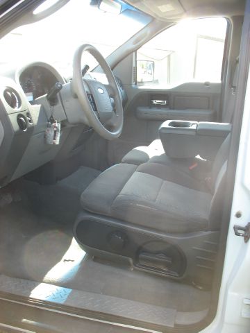 2004 Ford F150 2500 SL