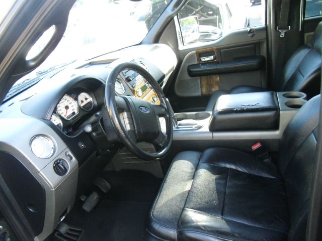 2004 Ford F150 Club Cab 131 WB