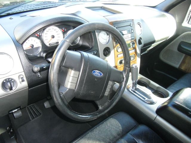 2004 Ford F150 Club Cab 131 WB