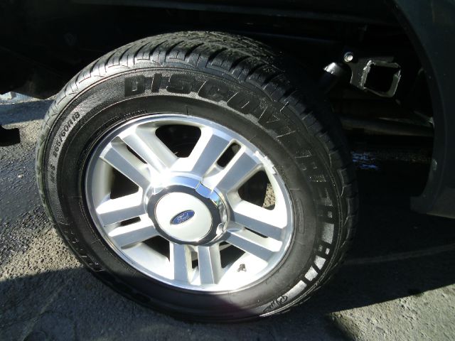 2004 Ford F150 Club Cab 131 WB