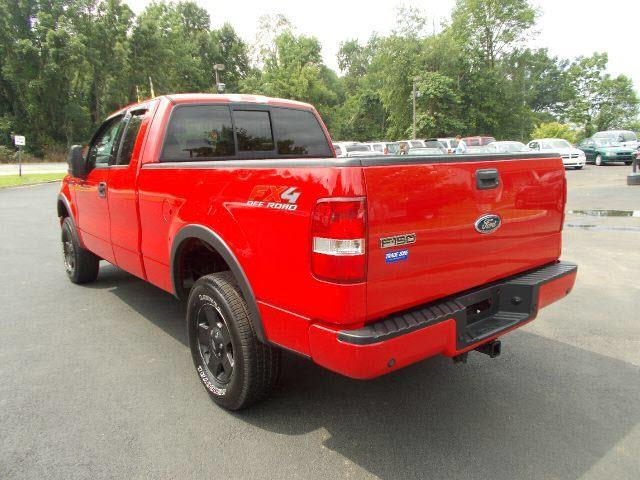 2004 Ford F150 EXT CAB 4WD 143.5wb