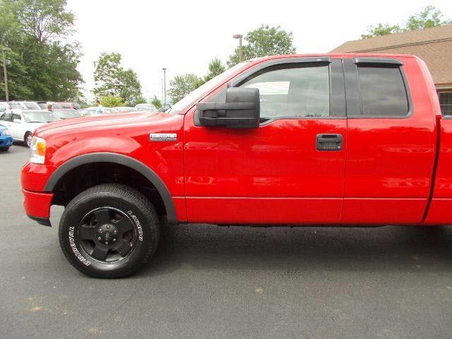 2004 Ford F150 EXT CAB 4WD 143.5wb