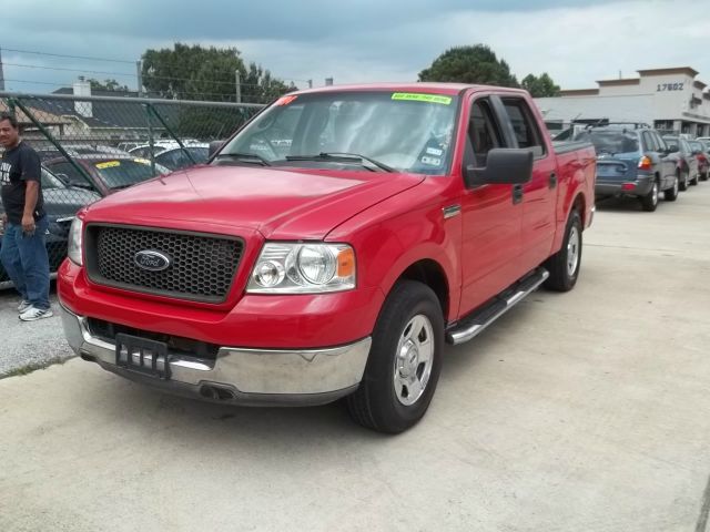 2004 Ford F150 SL Short Bed 2WD