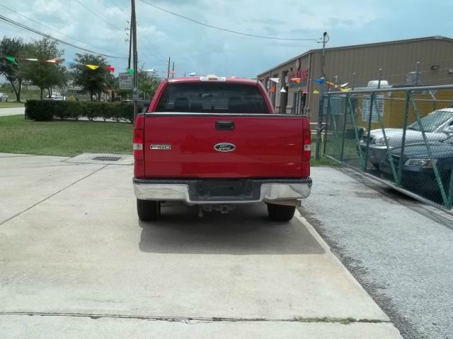 2004 Ford F150 SL Short Bed 2WD