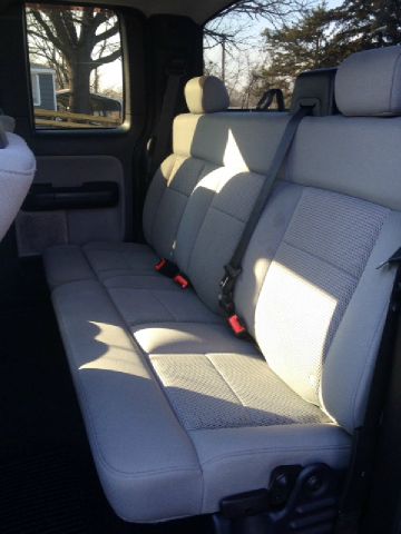 2004 Ford F150 AWD 4dr Base 4x4 SUV