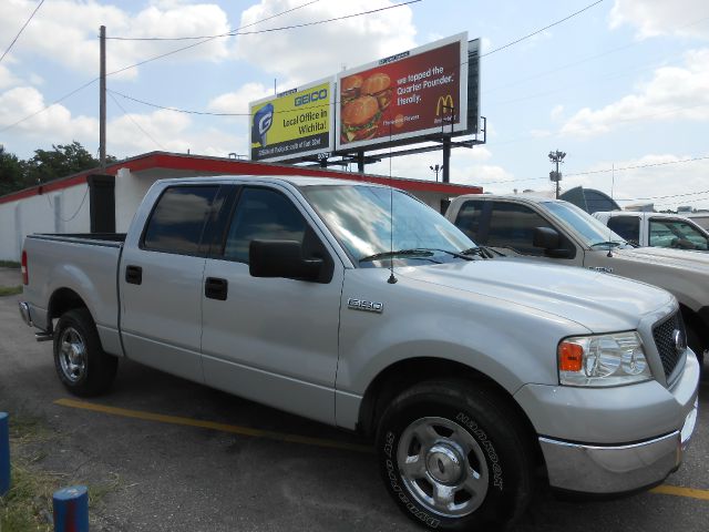 2004 Ford F150 SL Short Bed 2WD