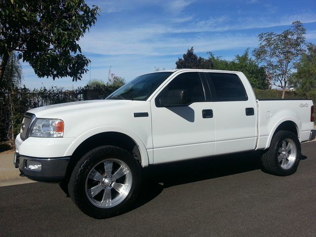 2005 Ford F150 XLT Supercrew Short Bed 2WD