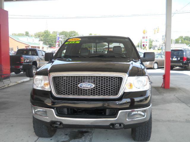 2005 Ford F150 XLT Supercrew Short Bed 2WD