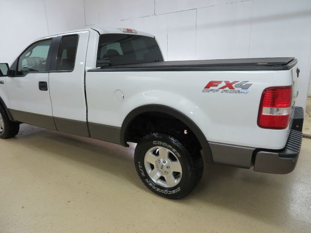 2005 Ford F150 XLT Supercrew Short Bed 2WD