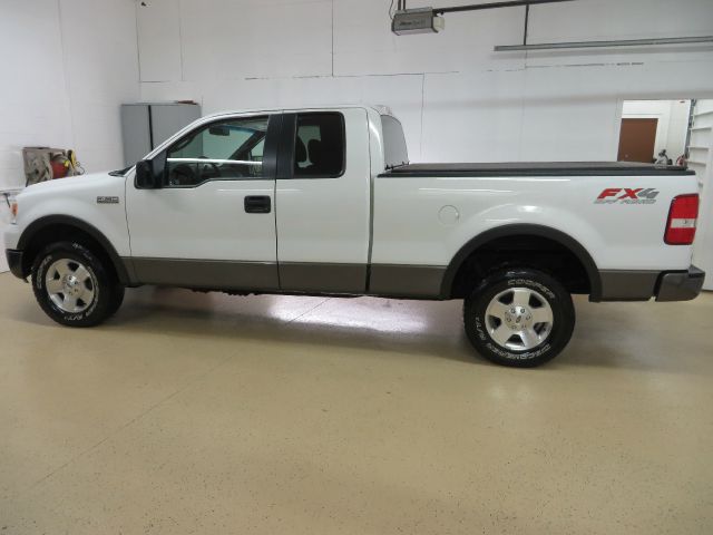 2005 Ford F150 XLT Supercrew Short Bed 2WD