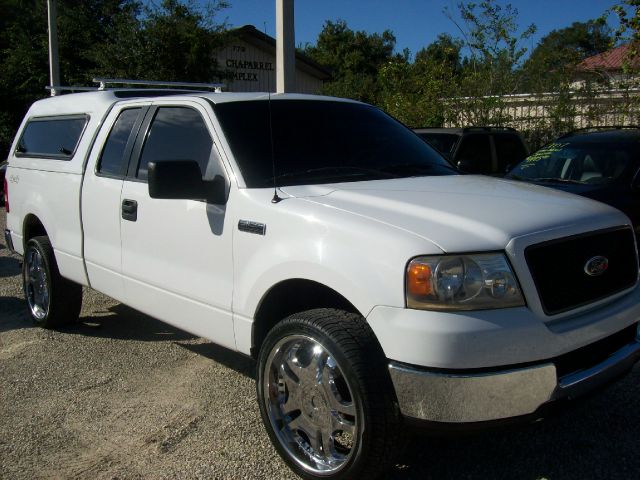 2005 Ford F150 XL 2WD Reg Cab