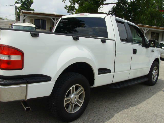 2005 Ford F150 SLE 5.3L V8 4WD 9 Passenger ABS TC