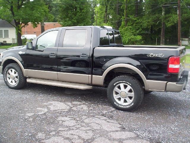 2005 Ford F150 Premier 2WD 4-cyl Auto
