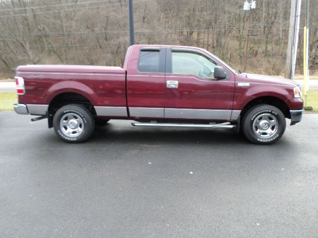 2005 Ford F150 XLT Supercrew Short Bed 2WD