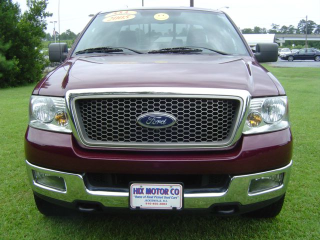 2005 Ford F150 XLT Supercrew Short Bed 2WD