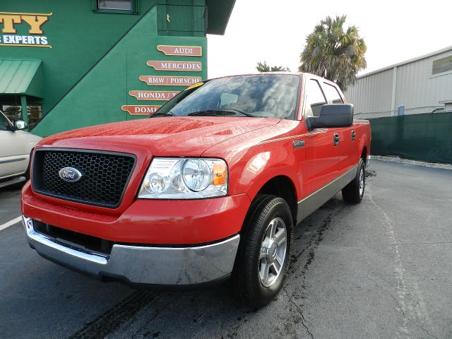 2005 Ford F150 SL Short Bed 2WD