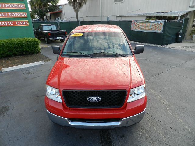 2005 Ford F150 SL Short Bed 2WD