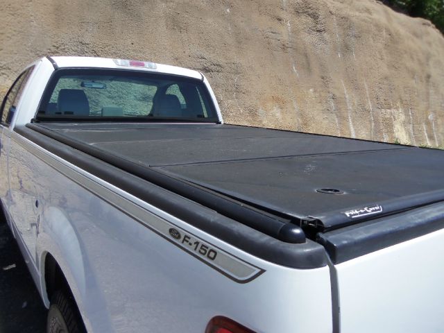 2005 Ford F150 LX V6 Coupe