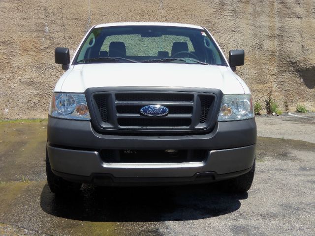 2005 Ford F150 LX V6 Coupe