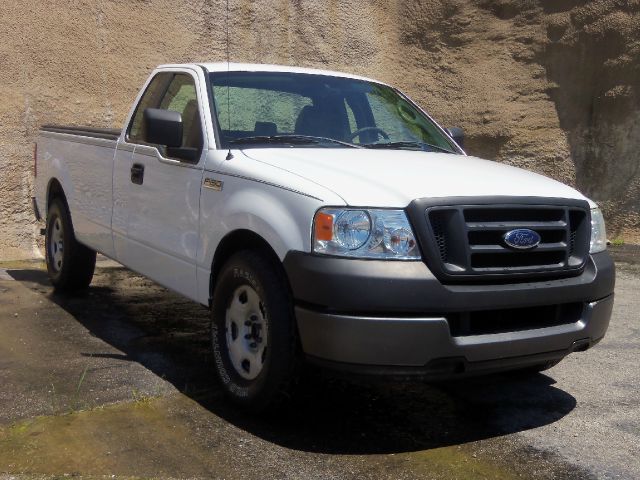 2005 Ford F150 LX V6 Coupe