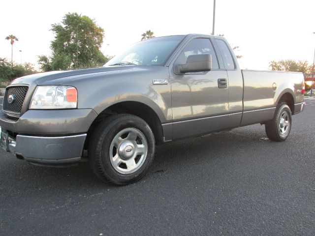 2005 Ford F150 4WD XLT