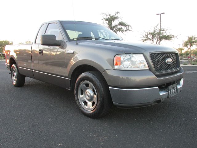 2005 Ford F150 4WD XLT