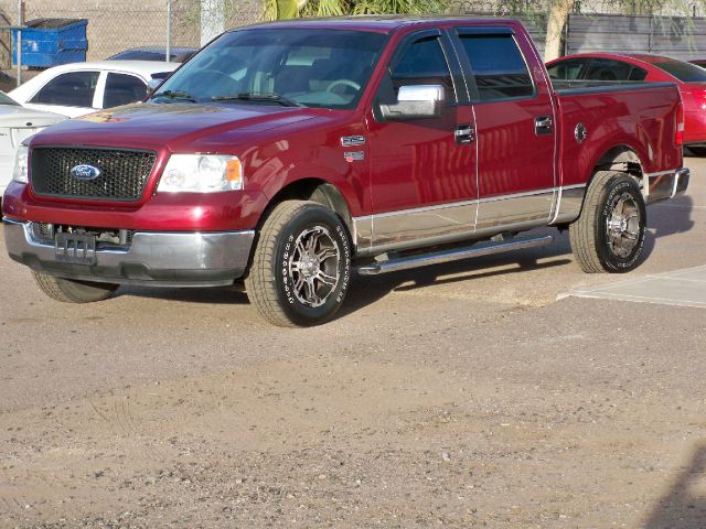 2005 Ford F150 SL Short Bed 2WD