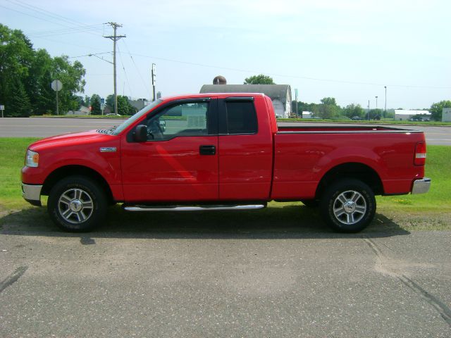 2005 Ford F150 XL 2WD Reg Cab
