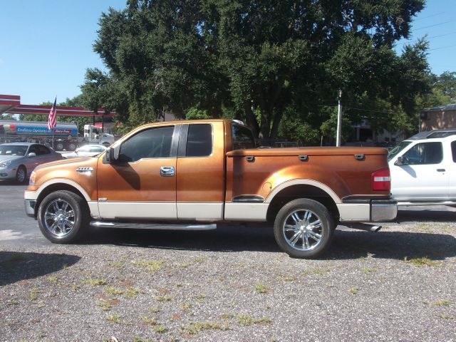 2005 Ford F150 SLE 5.3L V8 4WD 9 Passenger ABS TC