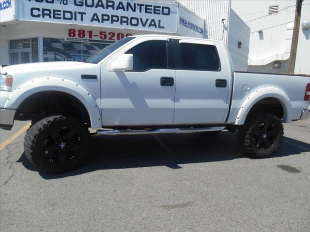 2005 Ford F150 4WD Crew Cab 143.5 LS 4x4 Truck