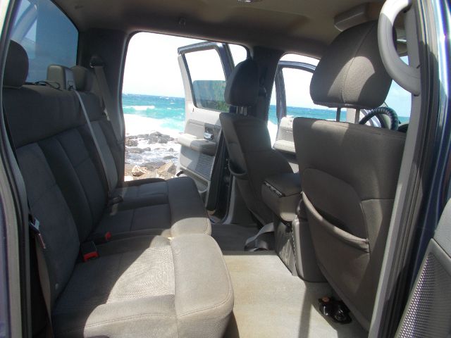 2005 Ford F150 2500 SL