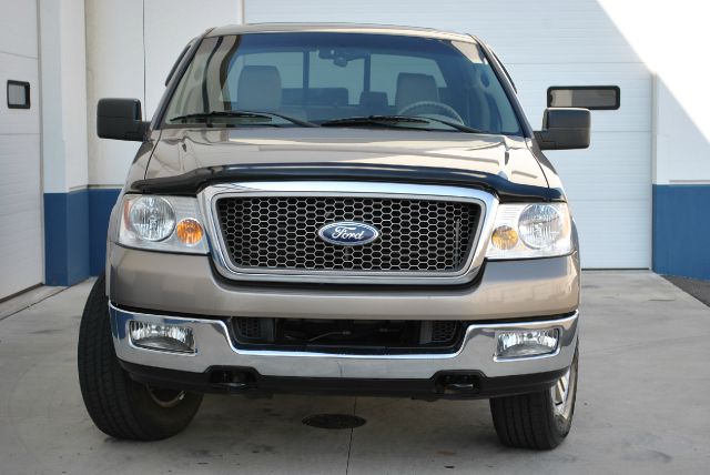 2005 Ford F150 XLT Supercrew Short Bed 2WD