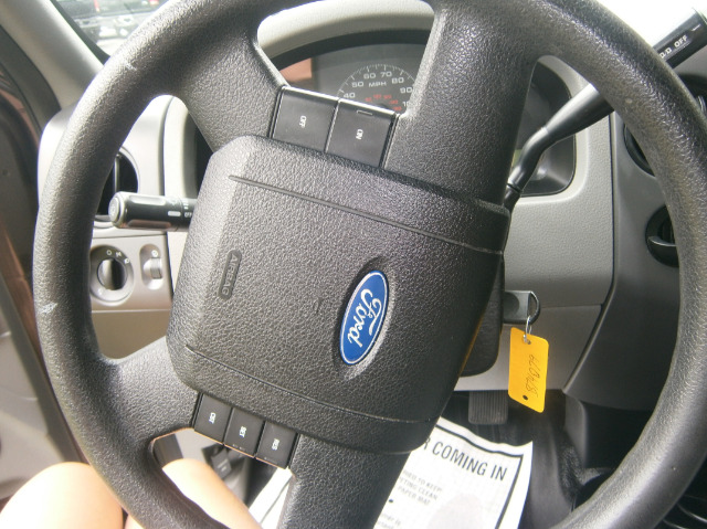 2005 Ford F150 XLT Supercrew Short Bed 2WD