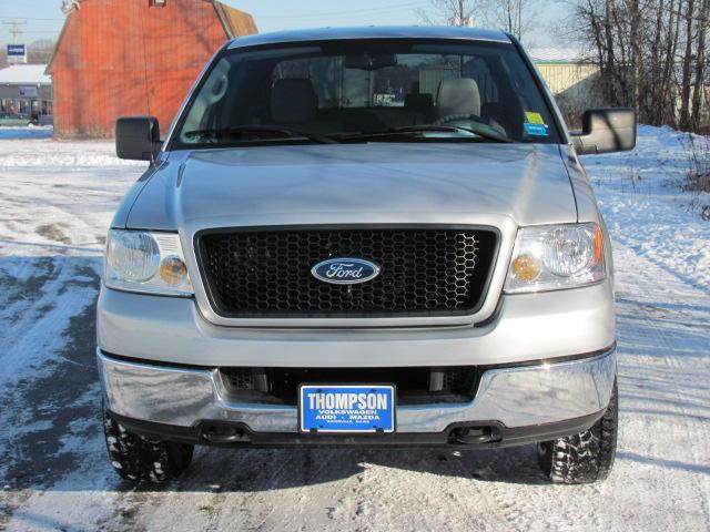 2005 Ford F150 LS 4x4 Truck