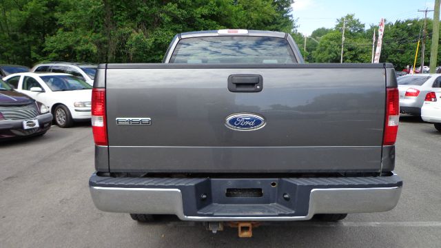 2005 Ford F150 XLT Supercrew Short Bed 2WD