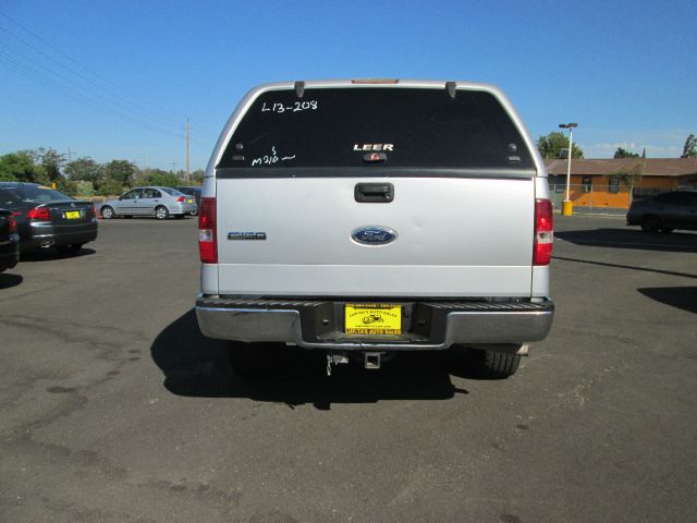 2005 Ford F150 XLT Supercrew Short Bed 2WD