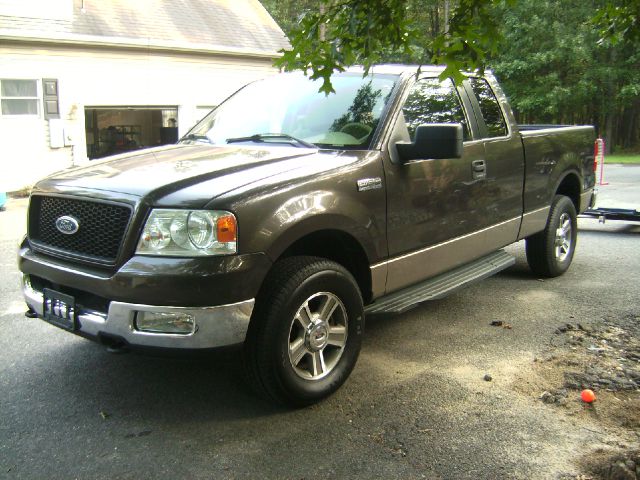 2005 Ford F150 XL 2WD Reg Cab